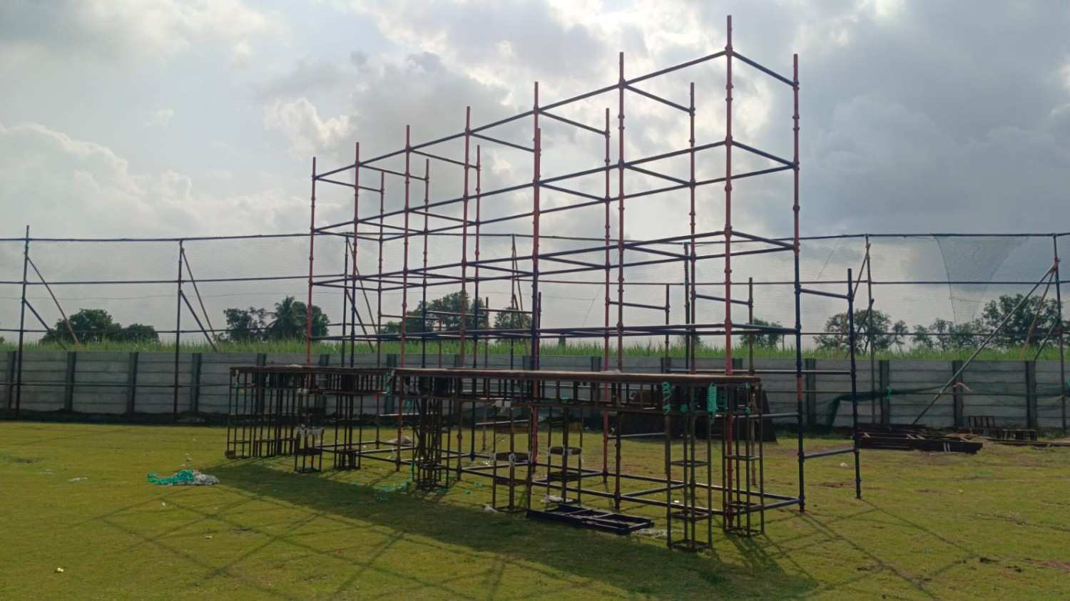 Cuplock scaffolding setup for site access work